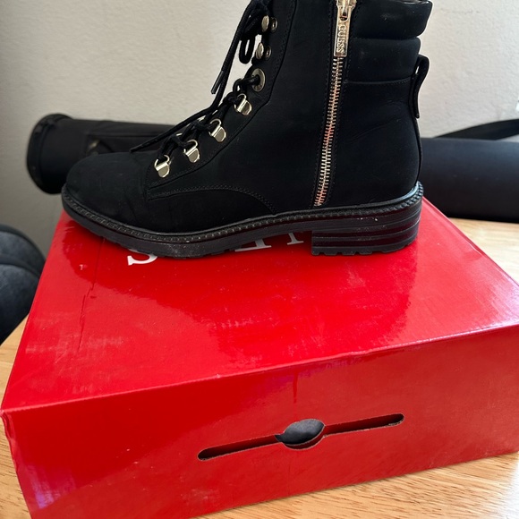 Woman boots - Picture 1 of 2